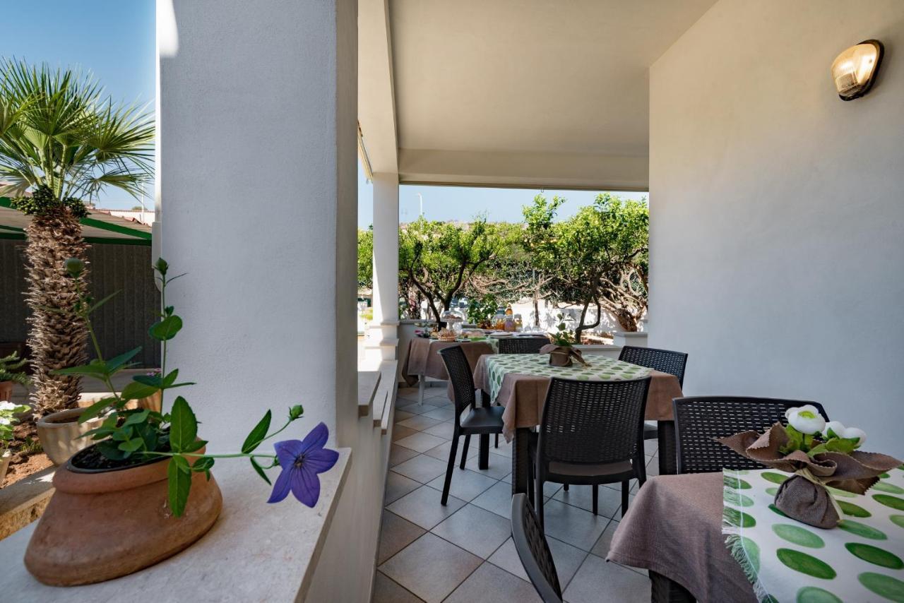 Tra La Montagna E Il Mare Bed & Breakfast San Vito Lo Capo Exterior photo